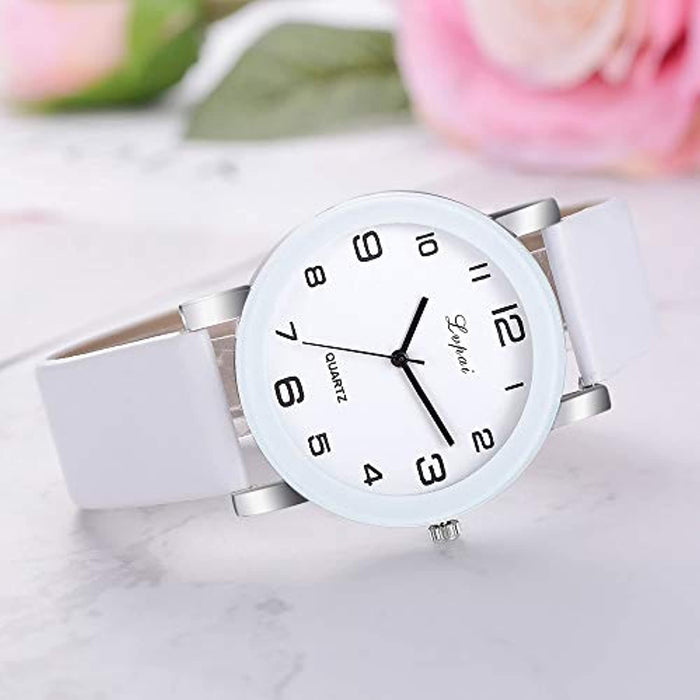 KaloryWee Noël Montre Femme Bracelet Montre Pas Cher Fashion Bande Montre Cuir Pendentif Cadeau Anniversaire La Mode Saint-Valentin Cadran Rond Poignet Quartz Aiguille