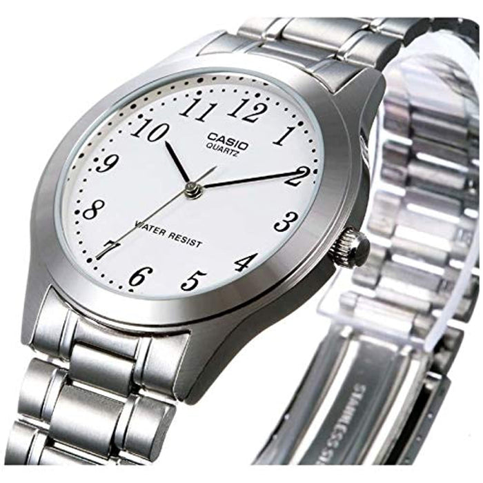 Casio Femmes Analogique Quartz Montre avec Bracelet en Acier Inoxydable LTP-1129PA-7BEF